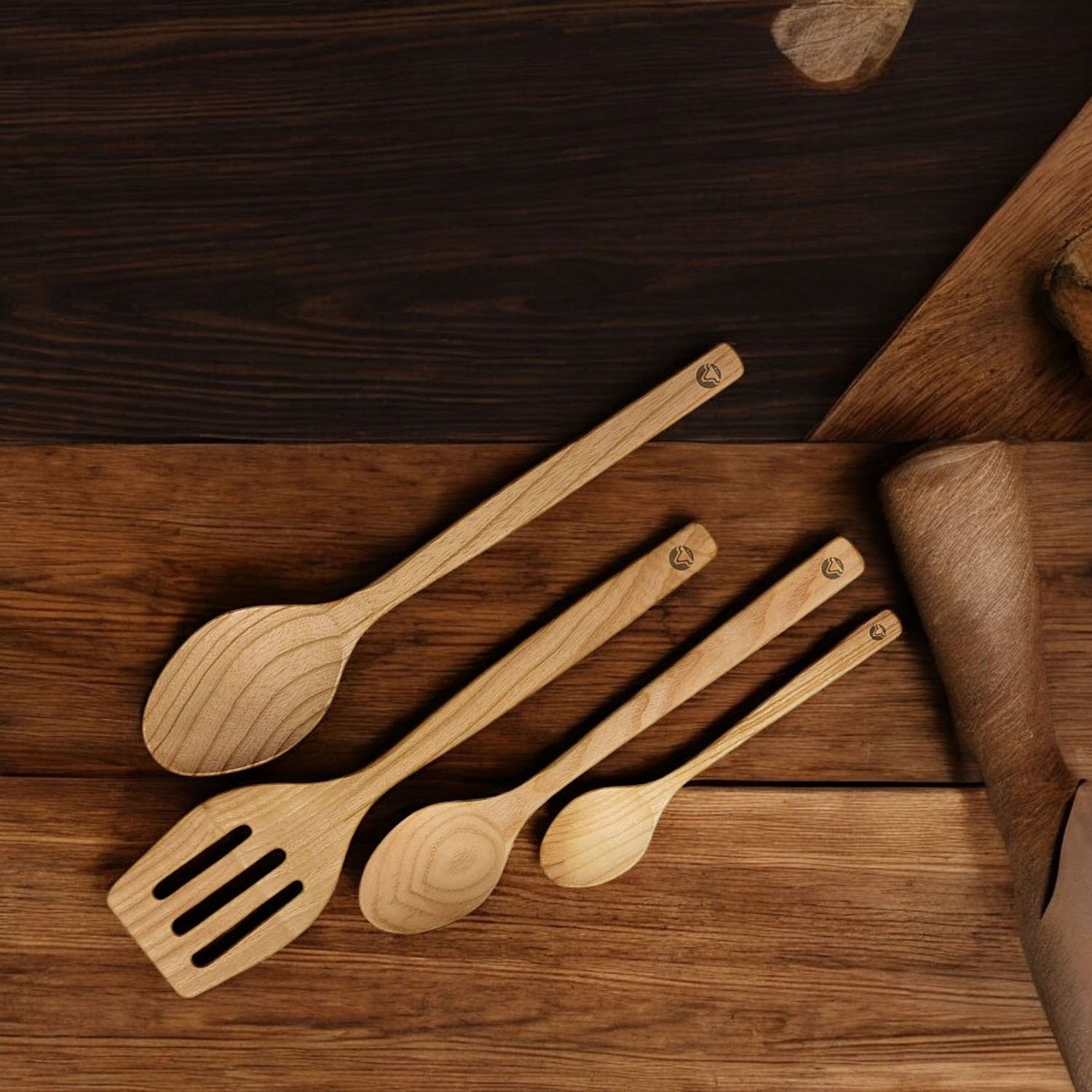 Doğal ahşap kaşık seti